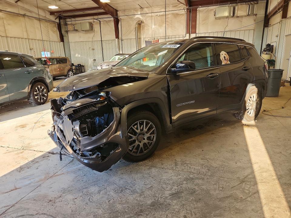 68274156 :رقم المزاد ، 3C4NJCBB9NT149228 vin ، 2022 Jeep Compass مزاد بيع