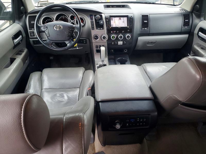Продаж на аукціоні авто 2011 Toyota Sequoia, vin: 5TDJY5G13BS044101, номер лоту: 69829866