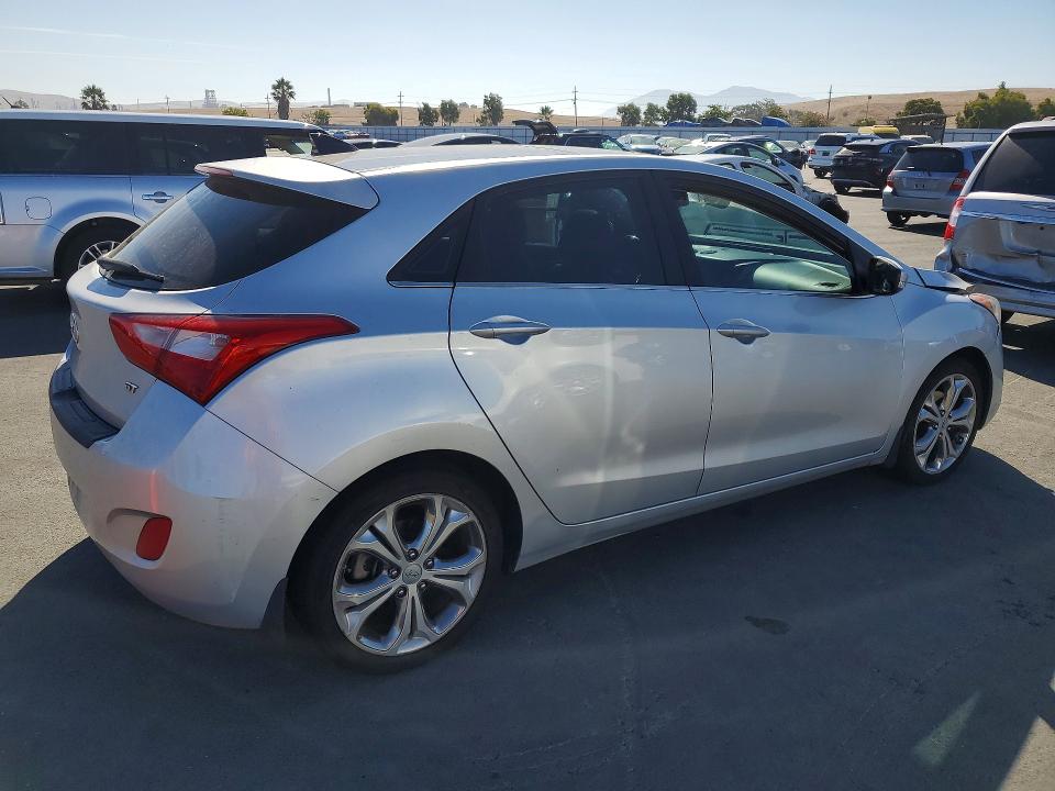 2013 Hyundai Elantra Gt მანქანა იყიდება აუქციონზე, vin: KMHD35LE3DU110452, აუქციონის ნომერი: 68806886