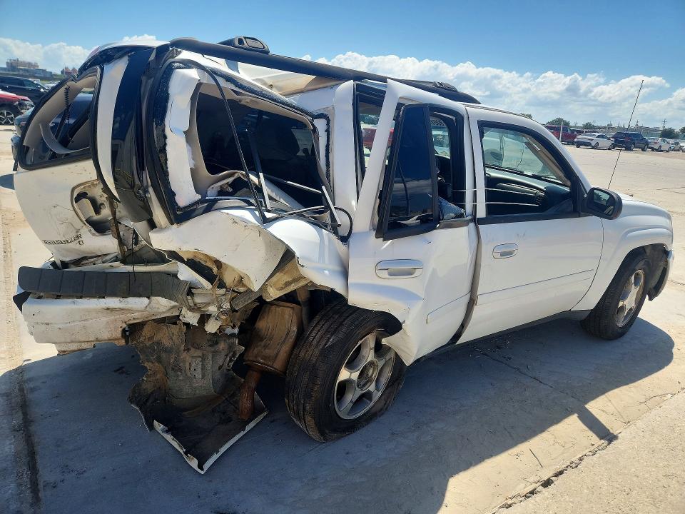 2009 Chevrolet Trailblazer მანქანა იყიდება აუქციონზე, vin: 1GNDT33S892133475, აუქციონის ნომერი: 69517636