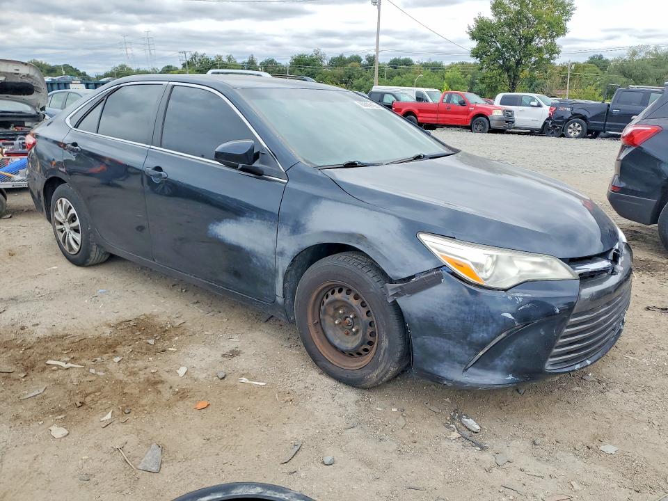 69929196 :رقم المزاد ، 4T1BF1FK0GU614311 vin ، 2016 Toyota Camry مزاد بيع
