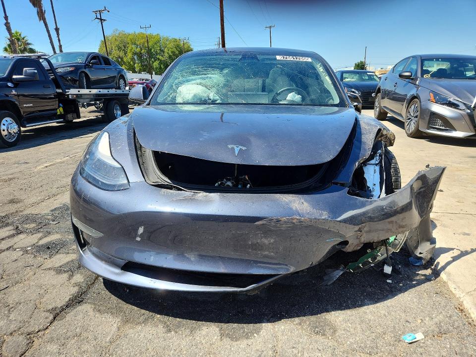 Продажа на аукционе авто 2022 Tesla Model 3, vin: 5YJ3E1EA4NF372990, номер лота: 67561706