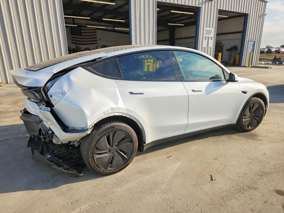 Продажа на аукционе авто 2026 Tesla Model Y, vin: 7SAYGDED1TF450430, номер лота: 69747886