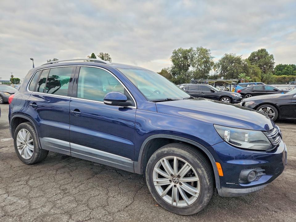 69159596 :رقم المزاد ، WVGAV7AX2CW518117 vin ، 2012 Volkswagen Tiguan مزاد بيع