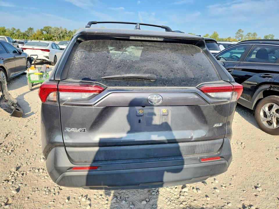 2019 Toyota Rav4 მანქანა იყიდება აუქციონზე, vin: JTMW1RFV1KD014466, აუქციონის ნომერი: 70544576