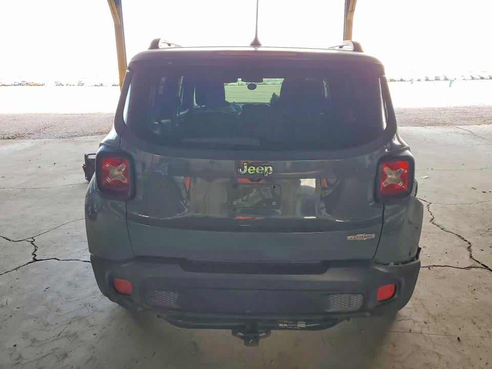 2017 Jeep Renegade მანქანა იყიდება აუქციონზე, vin: ZACCJABB7HPE85709, აუქციონის ნომერი: 68403496