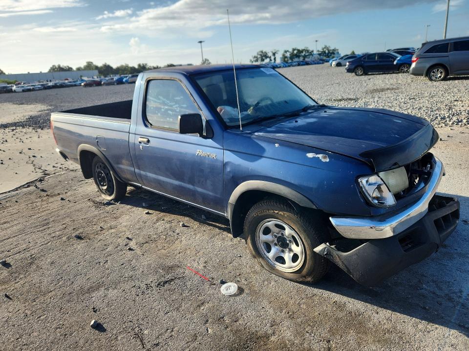 69680426 :رقم المزاد ، 1N6DD21S9YC313041 vin ، 2000 Nissan Frontier مزاد بيع