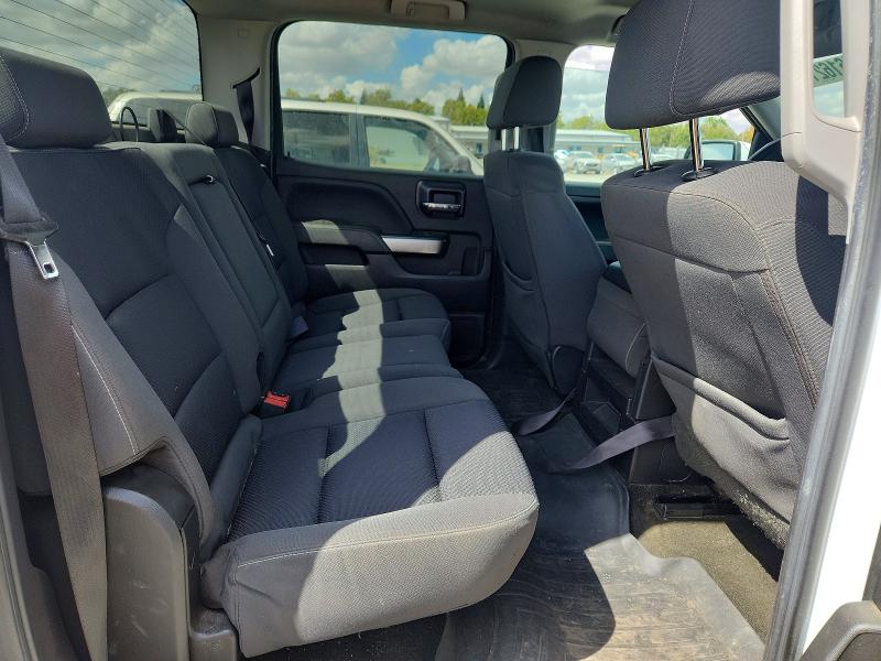 Продажа на аукционе авто 2018 Chevrolet Silverado, vin: 3GCUKREC2JG112833, номер лота: 67616216
