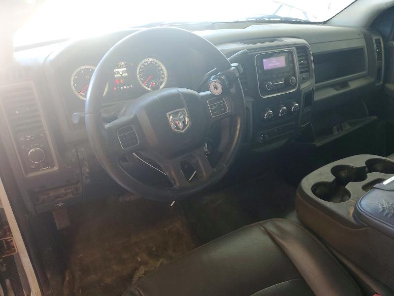 68604246 :رقم المزاد ، 3C6JR6DT6EG180886 vin ، 2014 Ram 1500 مزاد بيع