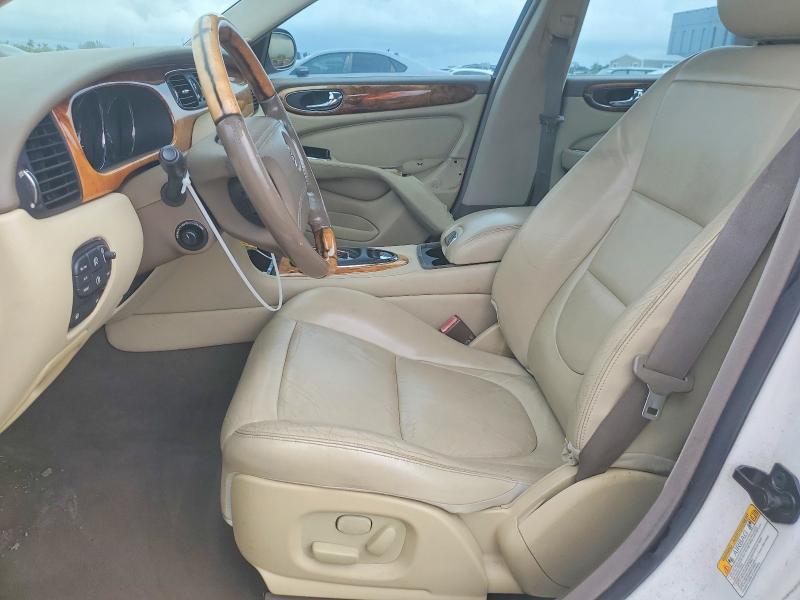 2006 Jaguar Xj8 მანქანა იყიდება აუქციონზე, vin: SAJWA71B86SH00348, აუქციონის ნომერი: 68160586