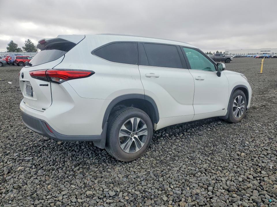 2022 Toyota Highlander Hybrid მანქანა იყიდება აუქციონზე, vin: 5TDHBRCH2NS554647, აუქციონის ნომერი: 67931896