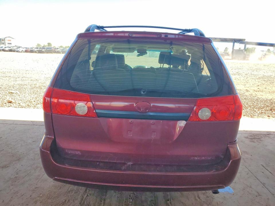 Aukcja sprzedaży 2010 Toyota Sienna, vin: 5TDKK4CC7AS307115, numer aukcji: 68628216