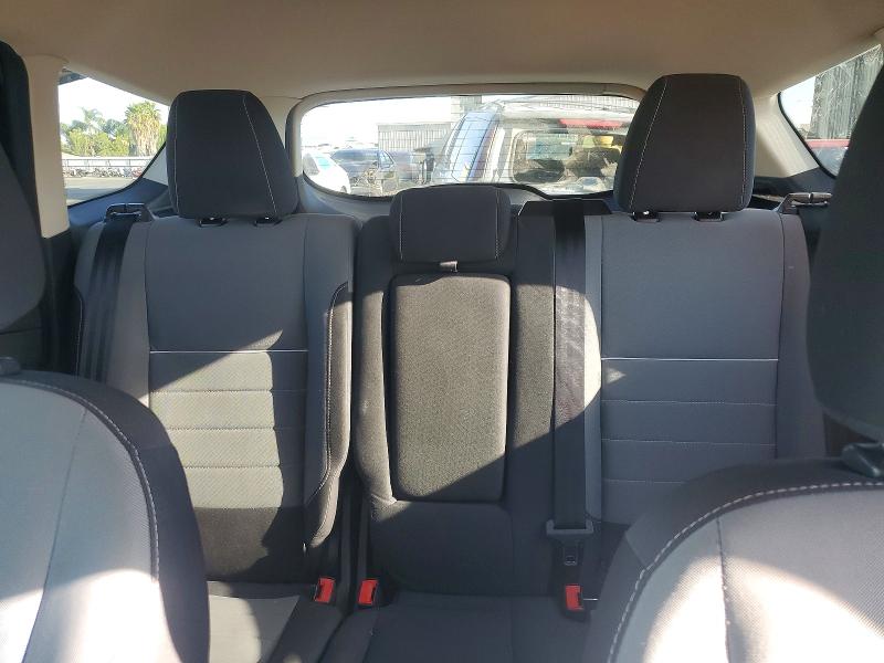 2015 Ford Escape მანქანა იყიდება აუქციონზე, vin: 1FMCU0GX7FUC27042, აუქციონის ნომერი: 67697906