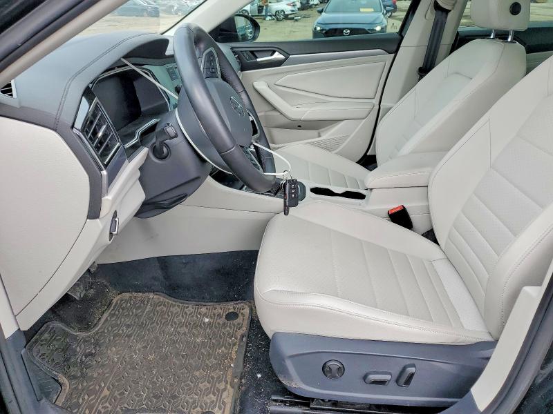69968976 :رقم المزاد ، 3VW7M7BU0NM006491 vin ، 2022 Volkswagen Jetta مزاد بيع