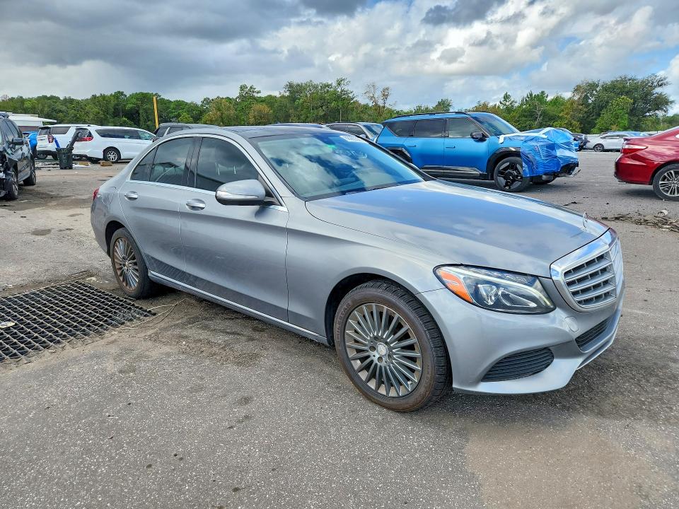 Продажа на аукционе авто 2015 Mercedes-benz C, vin: 55SWF4KBXFU006265, номер лота: 68980226