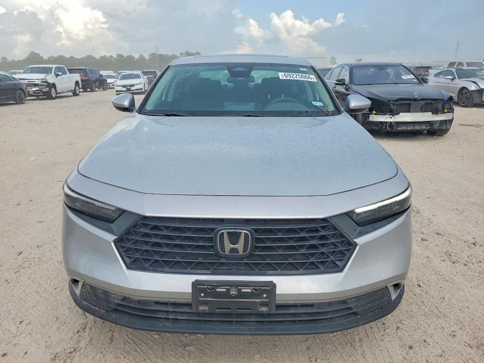 Продаж на аукціоні авто 2024 Honda Accord, vin: 1HGCY1F3XRA092532, номер лоту: 69225066