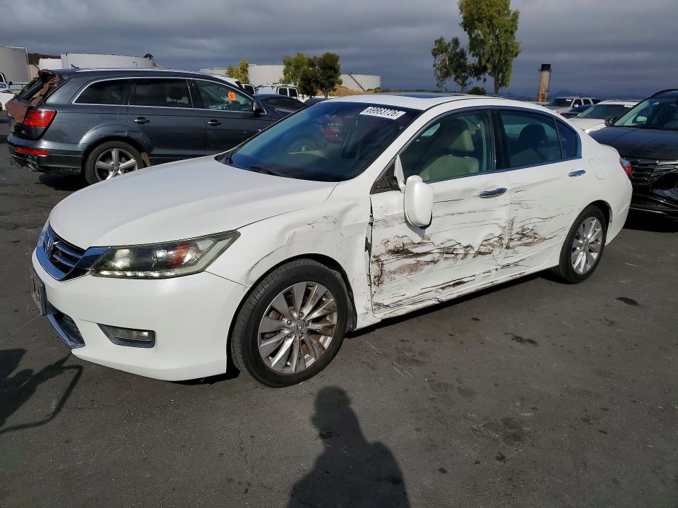 Aukcja sprzedaży 2014 Honda Accord, vin: 1HGCR3F8XEA039893, numer aukcji: 69863726