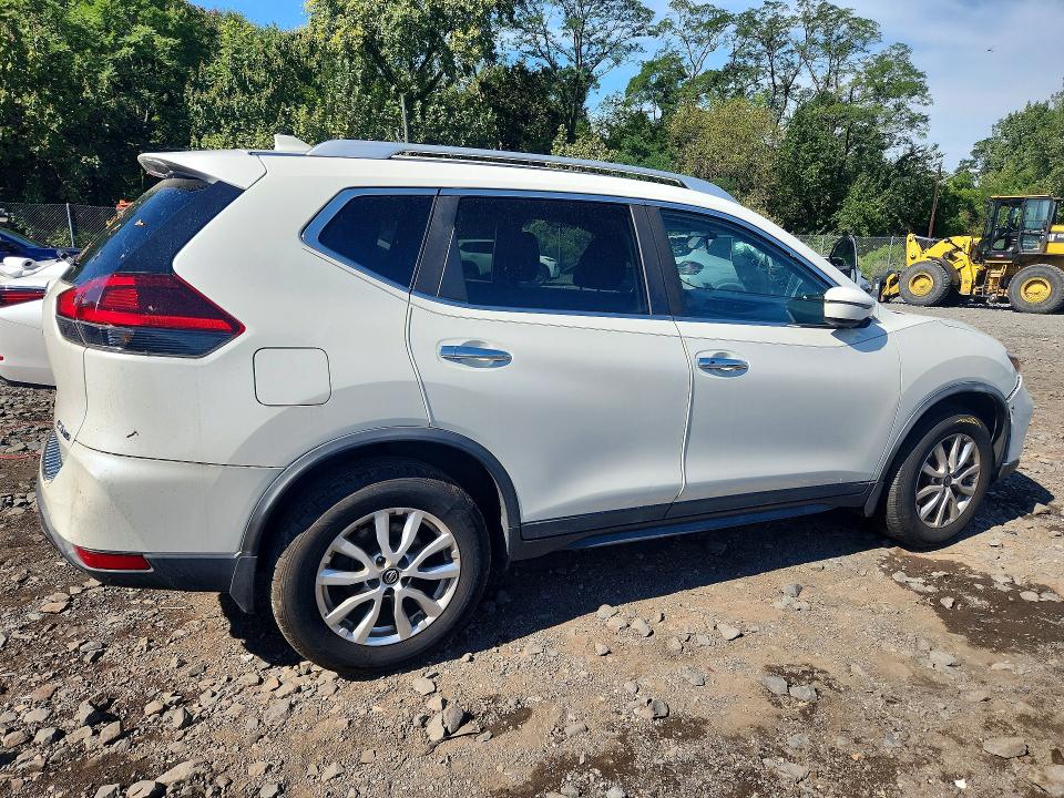 Продаж на аукціоні авто 2018 Nissan Rogue, vin: KNMAT2MV6JP613441, номер лоту: 65690016
