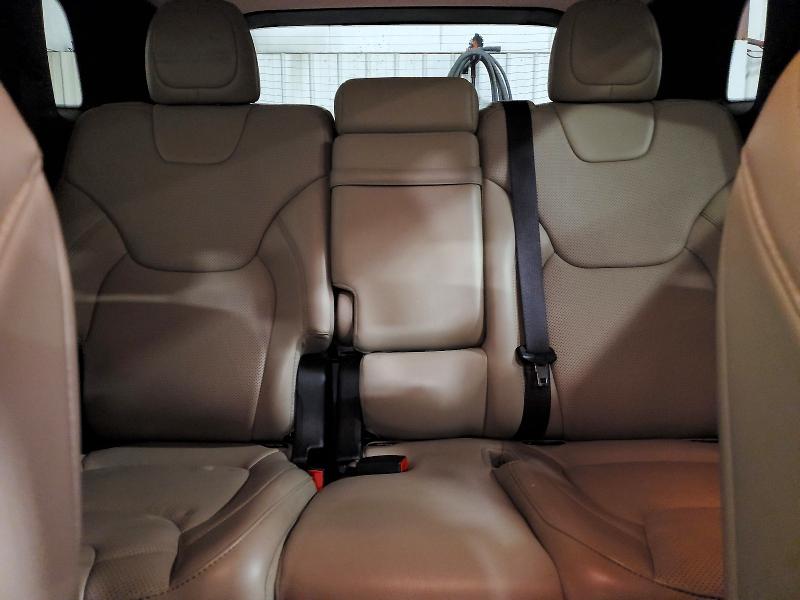 70142156 :رقم المزاد ، 1C4PJMDS0GW332302 vin ، 2016 Jeep Cherokee مزاد بيع