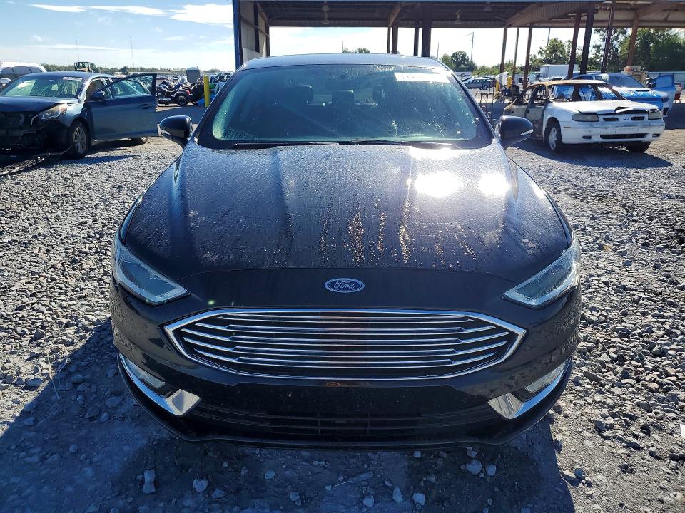 69757206 :رقم المزاد ، 3FA6P0HD8HR353195 vin ، 2017 Ford Fusion مزاد بيع