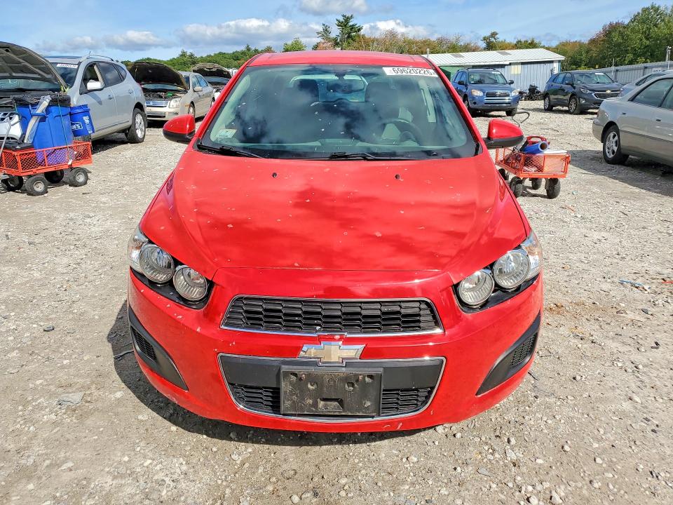 Продажа на аукционе авто 2015 Chevrolet Sonic, vin: 1G1JA6SH0F4206131, номер лота: 69620226