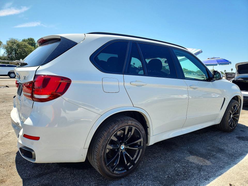 68206906 :رقم المزاد ، 5UXKR2C57H0U19670 vin ، 2017 Bmw X5 مزاد بيع