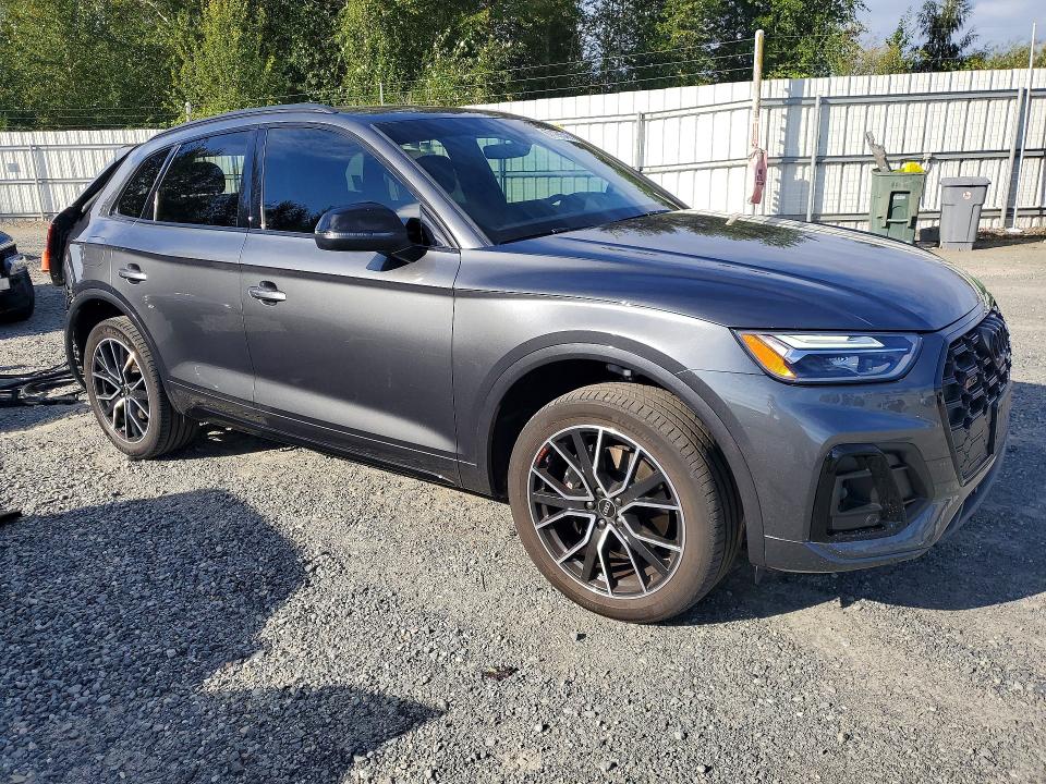 Продажа на аукционе авто 2022 Audi Sq5, vin: WA1B4AFY5N2138560, номер лота: 67128546