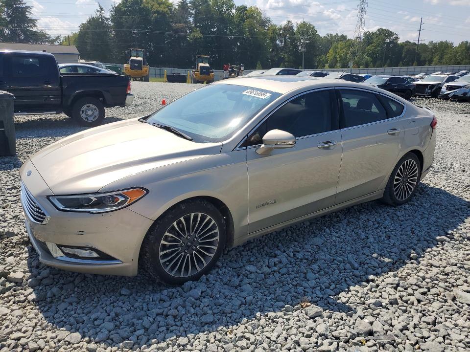 Auction sale of the 2017 Ford Fusion, vin: 3FA6P0LU3HR226507, lot number: 69616896
