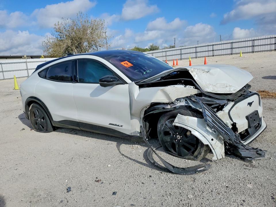 Продажа на аукционе авто 2022 Ford Mustang Mach-e, vin: 3FMTK2R70NMA38573, номер лота: 68700126