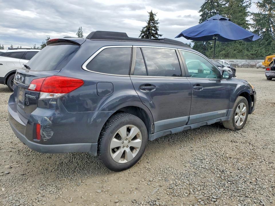 67555836 :رقم المزاد ، 4S4BRCGC3B3350350 vin ، 2011 Subaru Outback مزاد بيع