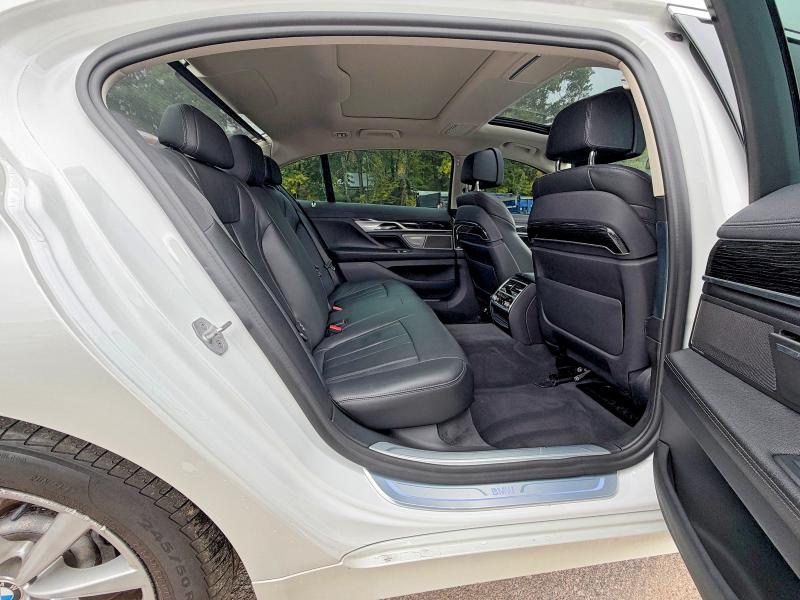 71271276 :رقم المزاد ، WBA7E4C57KGV70213 vin ، 2019 Bmw 740 مزاد بيع