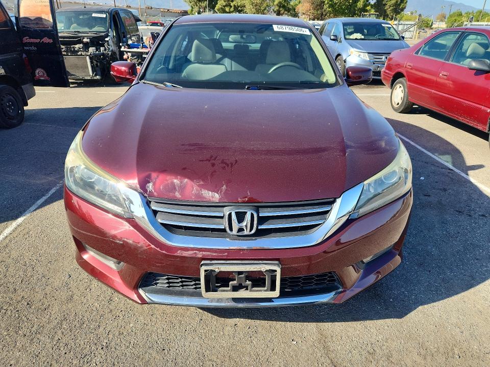 68798506 :رقم المزاد ، 1HGCR2F73FA014224 vin ، 2015 Honda Accord مزاد بيع