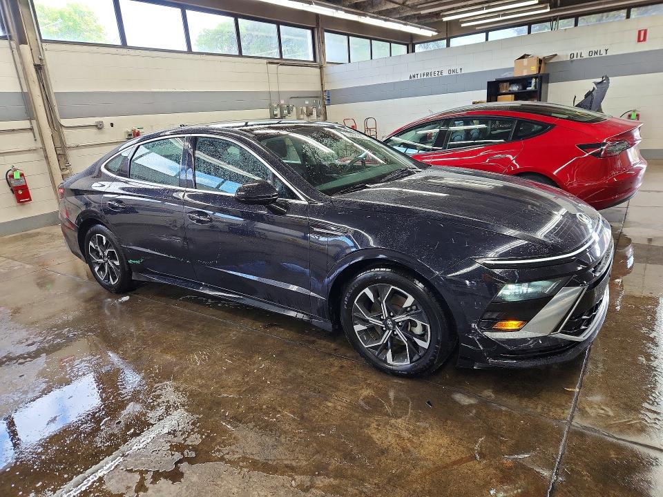 Продажа на аукционе авто 2025 Hyundai Sonata, vin: KMHL64JA5SA436572, номер лота: 69162616