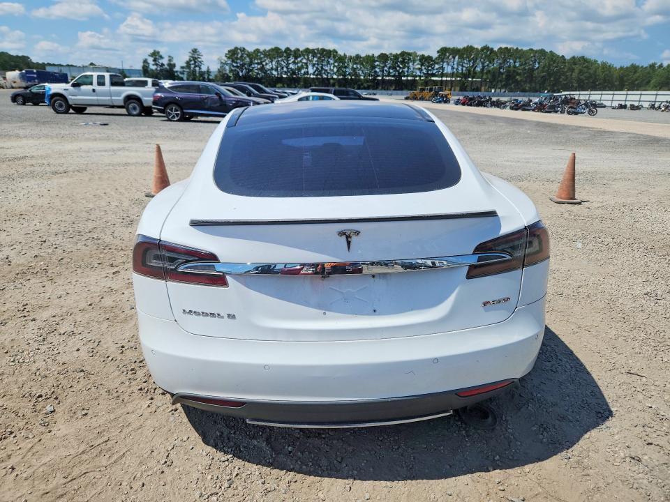 Продаж на аукціоні авто 2015 Tesla Model S, vin: 5YJSA1H23FFP74030, номер лоту: 67413276