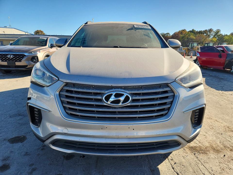 2017 Hyundai Santa Fe მანქანა იყიდება აუქციონზე, vin: KM8SMDHF6HU215430, აუქციონის ნომერი: 70795576
