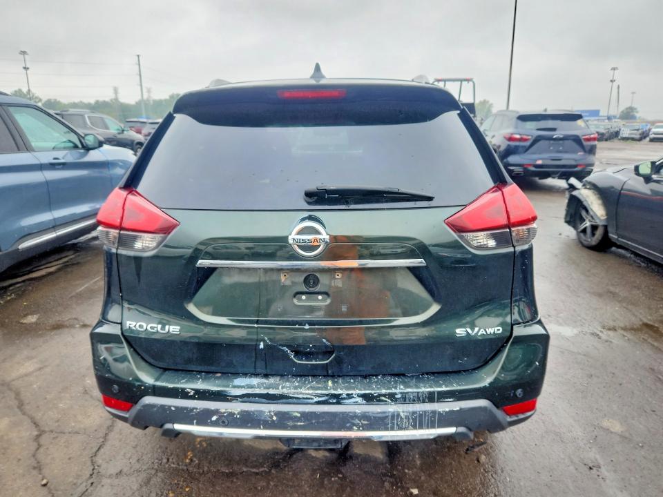 69359286 :رقم المزاد ، 5N1AT2MVXKC746093 vin ، 2019 Nissan Rogue مزاد بيع