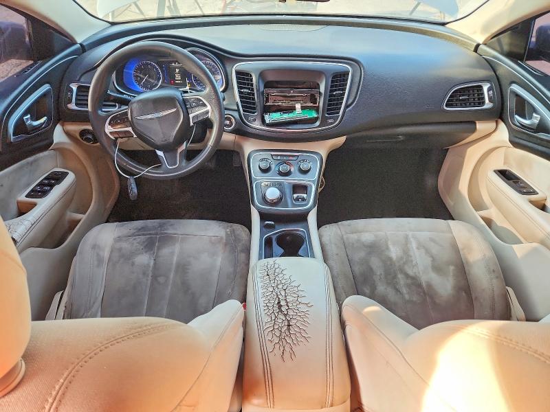 70313416 :رقم المزاد ، 1C3CCCFB7FN563853 vin ، 2015 Chrysler 200 مزاد بيع