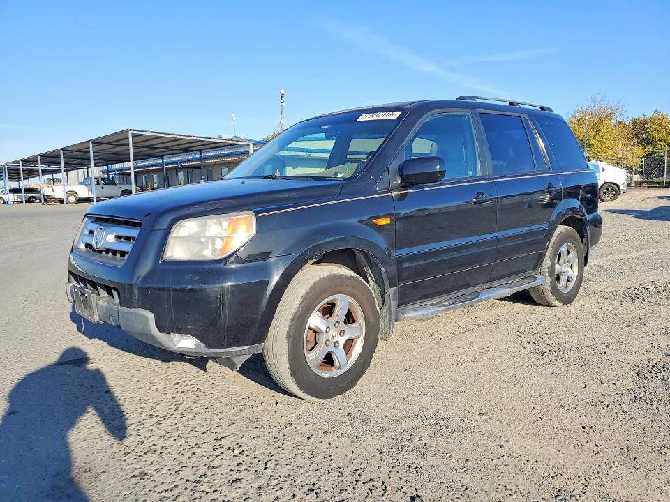 70545666 :رقم المزاد ، 5FNYF28728B013649 vin ، 2008 Honda Pilot مزاد بيع