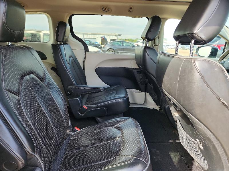 2018 Chrysler Pacifica მანქანა იყიდება აუქციონზე, vin: 2C4RC1GG4JR121225, აუქციონის ნომერი: 69804976