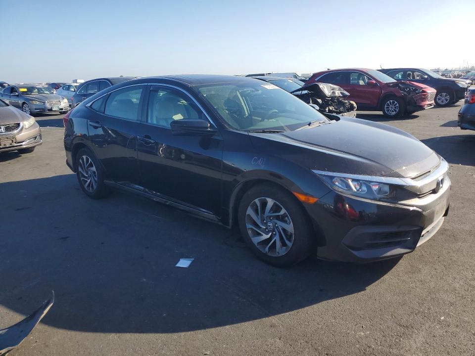 Продажа на аукционе авто 2017 Honda Civic, vin: 19XFC2F7XHE227474, номер лота: 70720306