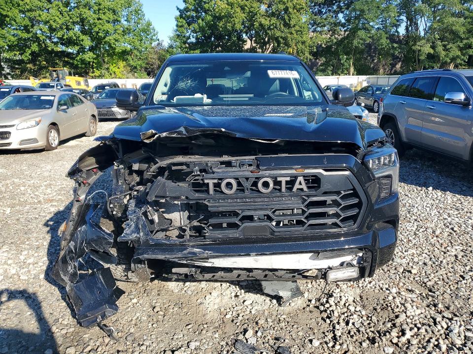 67777416 :رقم المزاد ، 7SVAAABA0PX013464 vin ، 2023 Toyota Sequoia مزاد بيع