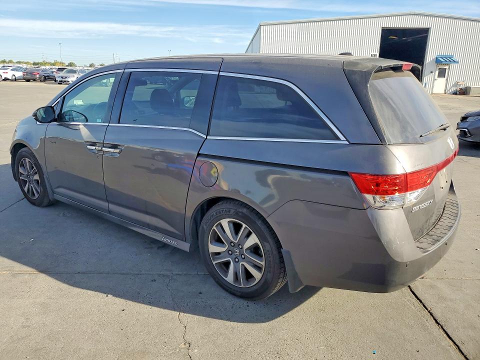 68251326 :رقم المزاد ، 5FNRL5H91FB031377 vin ، 2015 Honda Odyssey مزاد بيع