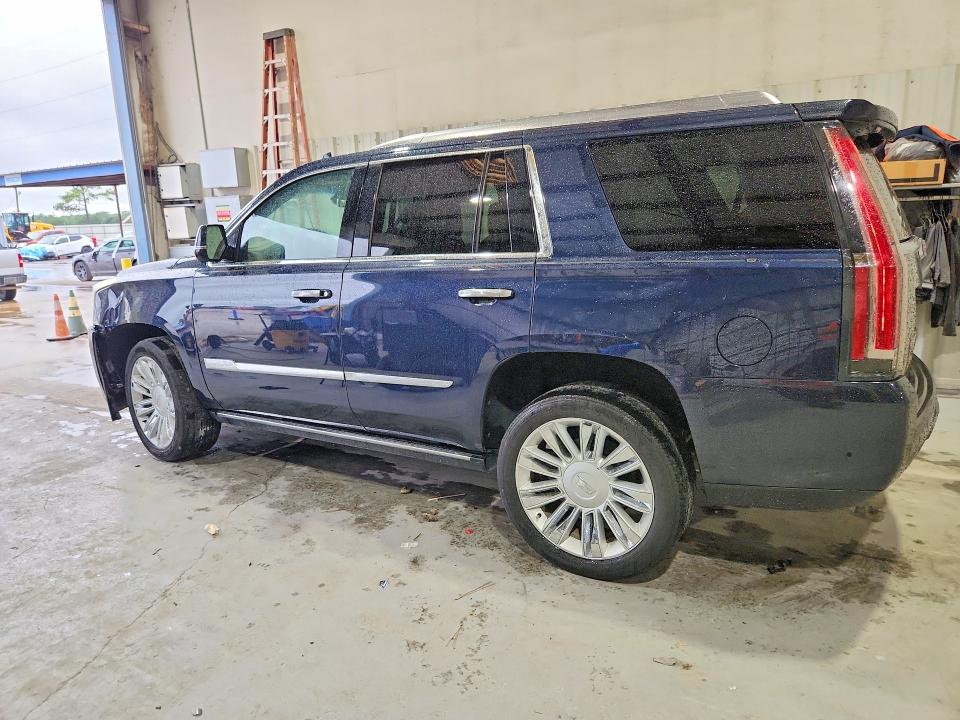 2018 Cadillac Escalade მანქანა იყიდება აუქციონზე, vin: 1GYS4DKJ7JR319283, აუქციონის ნომერი: 68654356