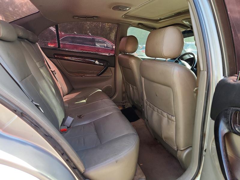 67293366 :رقم المزاد ، KL5VM52L04B129080 vin ، 2004 Suzuki Verona مزاد بيع