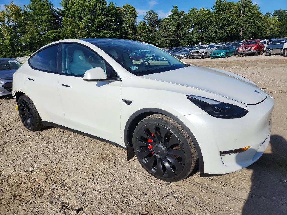 2022 Tesla Model Y მანქანა იყიდება აუქციონზე, vin: 7SAYGDEF5NF455828, აუქციონის ნომერი: 68931956