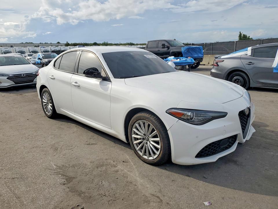 Продажа на аукционе авто 2022 Alfa Romeo Giulia, vin: ZARFANAN4N7660481, номер лота: 69712966