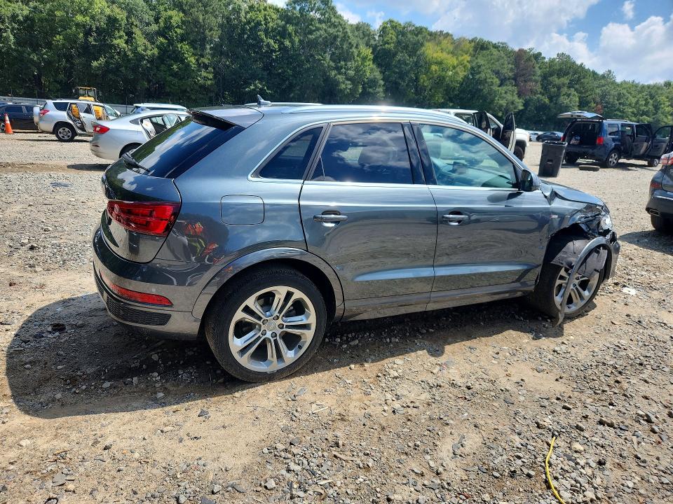 2018 Audi Q3 მანქანა იყიდება აუქციონზე, vin: WA1HCCFS7JR025523, აუქციონის ნომერი: 67800466