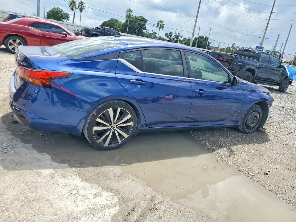 2020 Nissan Altima მანქანა იყიდება აუქციონზე, vin: 1N4BL4CV1LC266876, აუქციონის ნომერი: 68147836