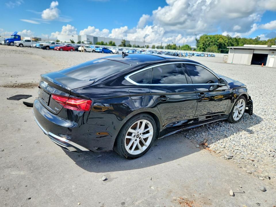 Aukcja sprzedaży 2024 Audi A5, vin: WAUFACF57RA013327, numer aukcji: 69924726