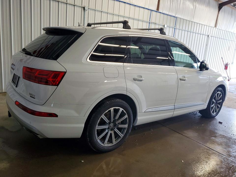 Продаж на аукціоні авто 2017 Audi Q7, vin: WA1VABF78HD029585, номер лоту: 70169326